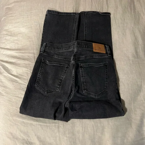 Denim Forum The Arlo Hi-rise Straight Jean - Picture 7 of 8